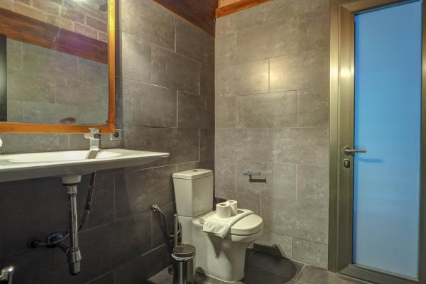 #52576 - Villa Nirvana | Holiday Rentals | Hello Homes Sitges