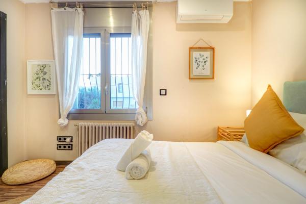 #52586 - Villa Nirvana | Holiday Rentals | Hello Homes Sitges