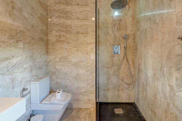 #52588 - Villa Nirvana | Holiday Rentals | Hello Homes Sitges