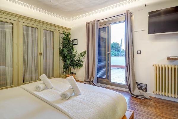 #52596 - Villa Nirvana | Holiday Rentals | Hello Homes Sitges