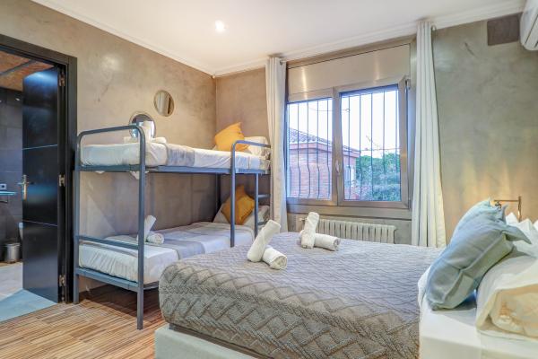 #52599 - Villa Nirvana | Holiday Rentals | Hello Homes Sitges