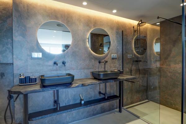 #52774 - Wengé Loft | Alquiler Vacacional | Hello Homes Sitges