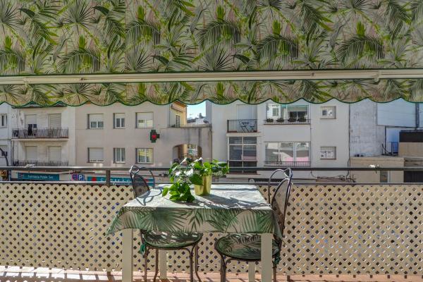 #53611 - Le Blanc Apartment | Lloguer Turístic | Hello Homes Sitges