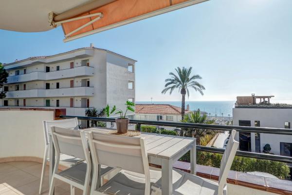 #53743 - Balmins White | Affitto Vacanze | Hello Homes Sitges