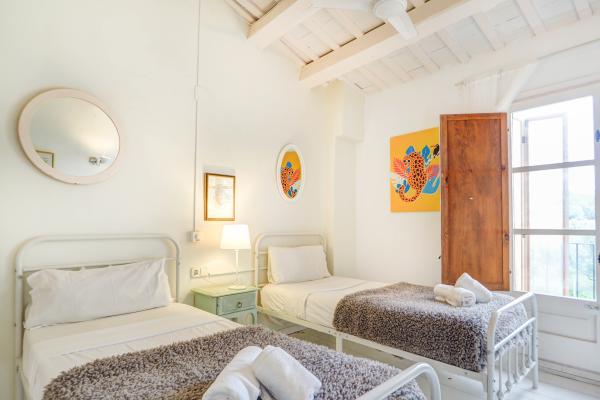 #54179 - Masia Las Torres | Alquiler Vacacional | Hello Homes Sitges