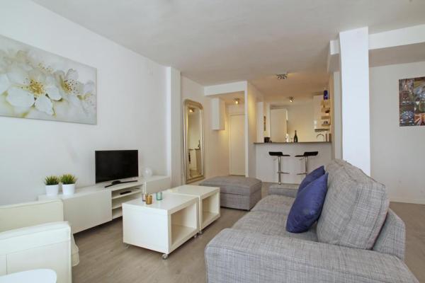 #54395 - Warm Sands Apartment | Lomavuokraus | Hello Homes Sitges
