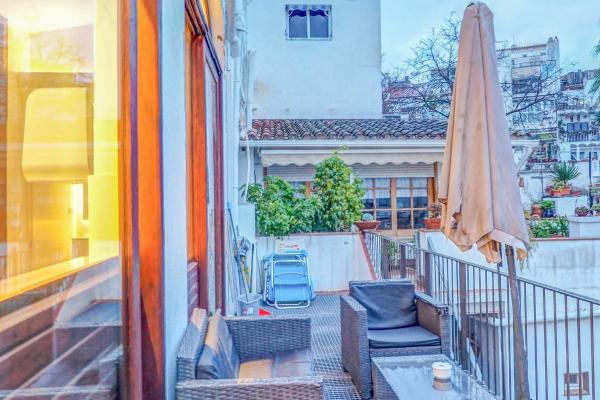 #54408 - En Vogue | Holiday Rentals | Hello Homes Sitges