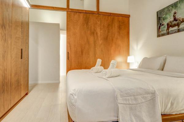 #54410 - En Vogue | Holiday Rentals | Hello Homes Sitges