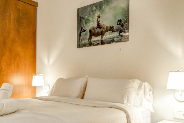 #54411 - En Vogue | Holiday Rentals | Hello Homes Sitges