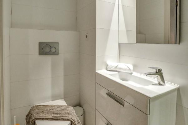 #54419 - En Vogue | Holiday Rentals | Hello Homes Sitges
