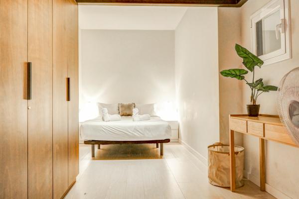 #54421 - En Vogue | Holiday Rentals | Hello Homes Sitges