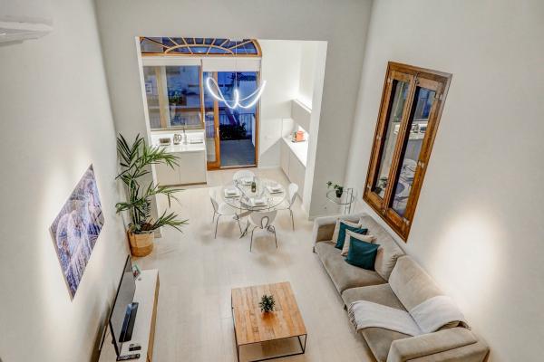 #54434 - En Vogue | Holiday Rentals | Hello Homes Sitges