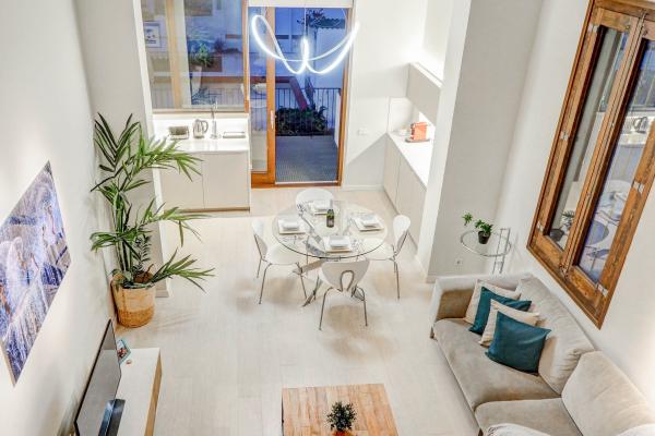 #54435 - En Vogue | Lomavuokraus | Hello Homes Sitges