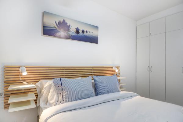 #54521 - White Center Apartment | Ferienunterkünfte | Hello Homes Sitges