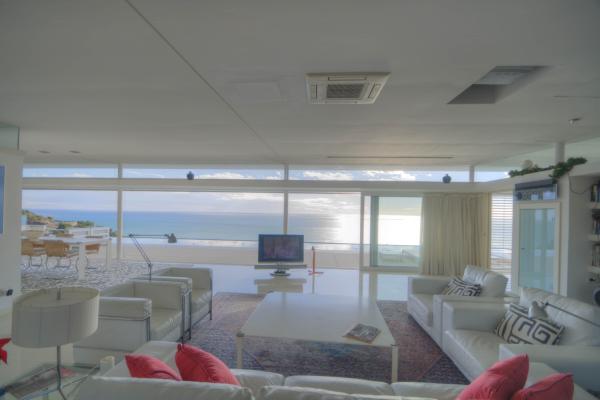 #5525 - Infinity Villa | Lloguer Turístic | Hello Homes Sitges