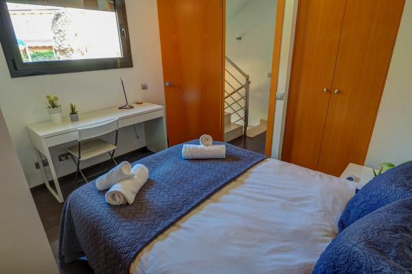 #55308 - Sunset House | Holiday Rentals | Hello Homes Sitges
