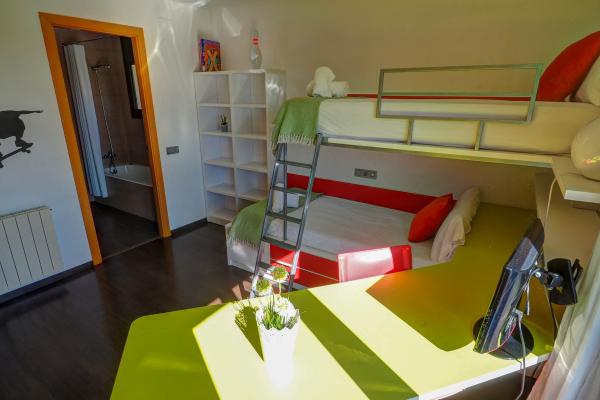 #55316 - Sunset House | Holiday Rentals | Hello Homes Sitges