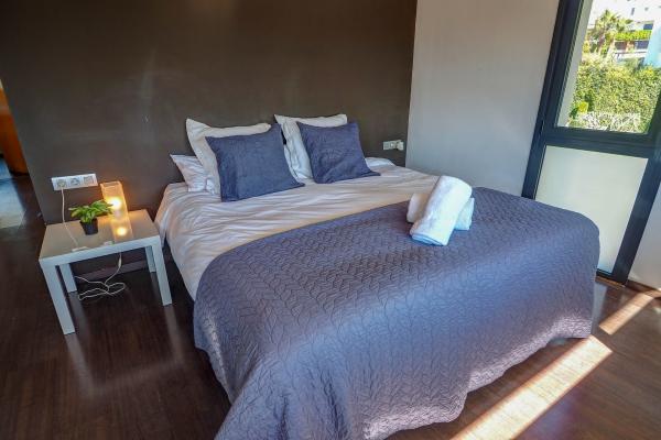#55330 - Sunset House | Holiday Rentals | Hello Homes Sitges