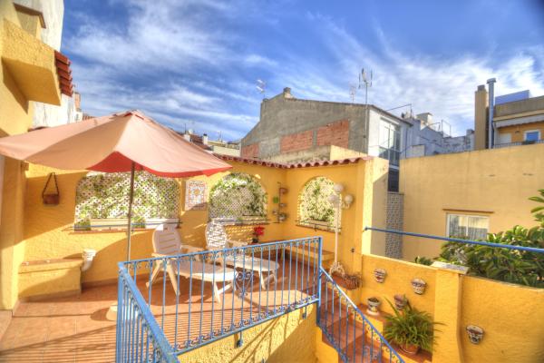#5570 - Casa Rusinyol | Lloguer Turístic | Hello Homes Sitges