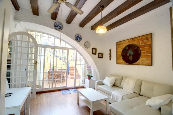 #5572 - Casa Rusinyol | Lloguer Turístic | Hello Homes Sitges