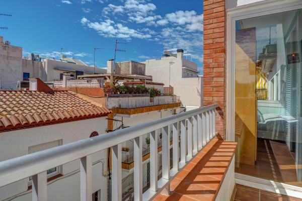 #55896 - Ollie Apartment | Ferieudlejning | Hello Homes Sitges
