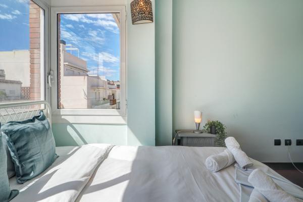 #55899 - Ollie Apartment | Ferieudlejning | Hello Homes Sitges