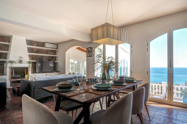#56083 - Zen Villa | Ferieudlejning | Hello Homes Sitges