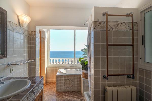#56108 - Zen Villa | Ferieudlejning | Hello Homes Sitges