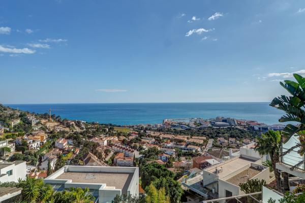 #56116 - Zen Villa | Ferieudlejning | Hello Homes Sitges
