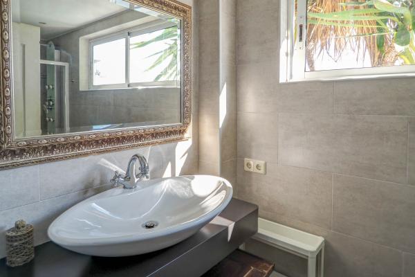 #56152 - Zen Villa | Ferieudlejning | Hello Homes Sitges