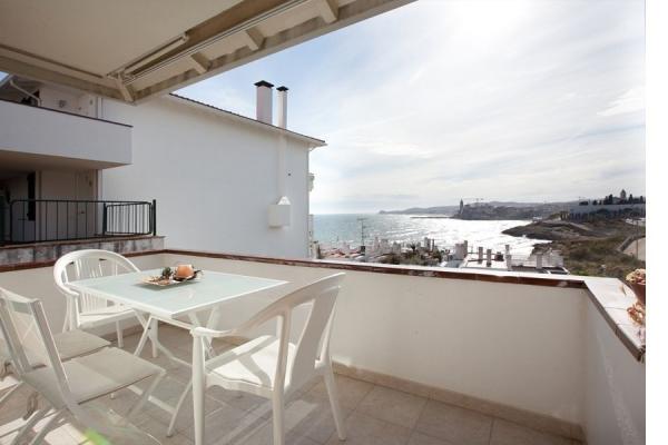 #5627 - Sunny view Apartment | Lloguer Turístic | Hello Homes Sitges
