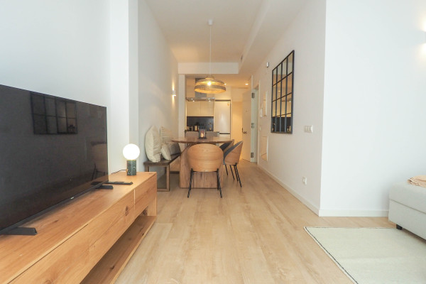 #56338 - Stark Apartment | Holiday Rentals | Hello Homes Sitges