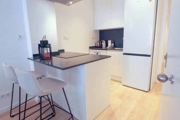 #56350 - Stark Apartment | Holiday Rentals | Hello Homes Sitges