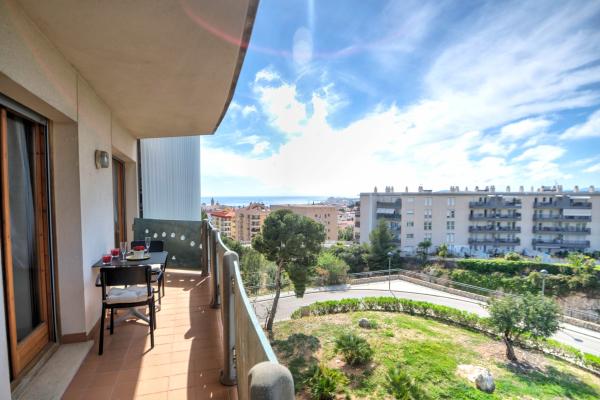 #5822 - Alicia Apartment | Holiday Rentals | Hello Homes Sitges
