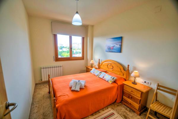 #5826 - Alicia Apartment | Holiday Rentals | Hello Homes Sitges