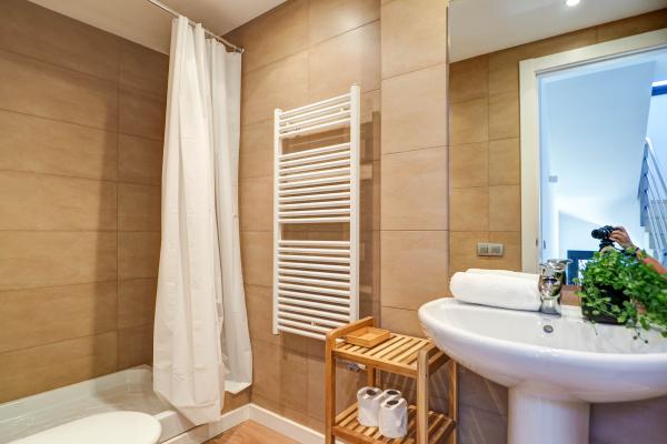 #59087 - Sunset House | Location de Vacances | Hello Homes Sitges