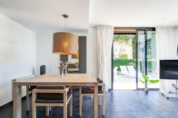 #59100 - Sunset House | Location de Vacances | Hello Homes Sitges