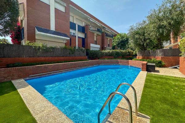 #60534 - Ocean Spirit House | Holiday Rentals | Hello Homes Sitges