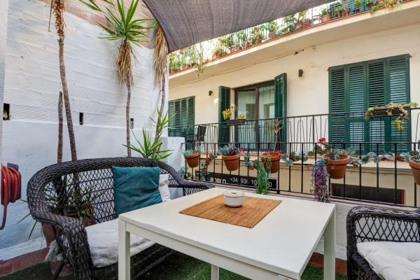 #60885 - Charming Patio | Alquiler Temporada | Hello Homes Sitges
