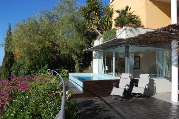 #6124 - CASA CIELO | Holiday Rentals | Hello Homes Sitges