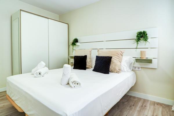 #62261 - Beach Matucana Apartment | Holiday Rentals | Hello Homes Sitges