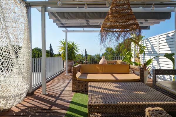#63058 - Sea Horizon House | Vakantieverhuur | Hello Homes Sitges