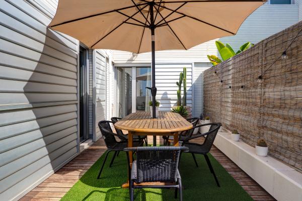 #63102 - Sea Horizon House | Vakantieverhuur | Hello Homes Sitges