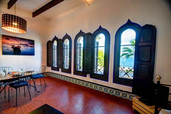 #6315 - Las Ventanas Sea Front | Ferieudlejning | Hello Homes Sitges