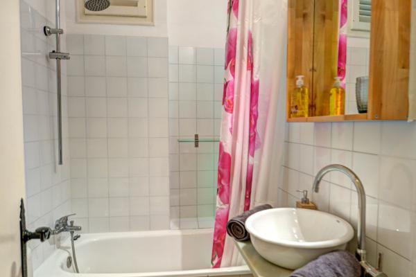 #6318 - Las Ventanas Sea Front | Ferieudlejning | Hello Homes Sitges