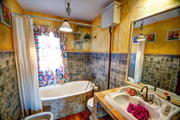 #6346 - Villa Teresa | Holiday Rentals | Hello Homes Sitges