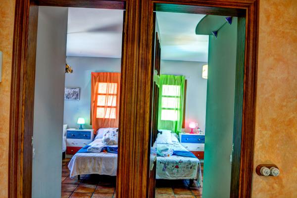 #6348 - Villa Teresa | Holiday Rentals | Hello Homes Sitges