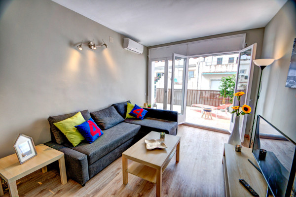 #6422 - Amazing Terrace in the Center | Lomavuokraus | Hello Homes Sitges