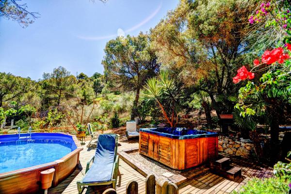 #6622 - MASIA | Lloguer Turístic | Hello Homes Sitges