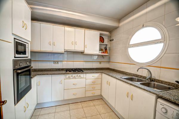 #6666 - The Roof Top Duplex | Ferieudlejning | Hello Homes Sitges